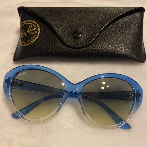 Women’s Ray Ban sunglasses
